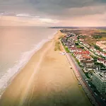In Het Zoute With Sea Views Кнокке-Хейст