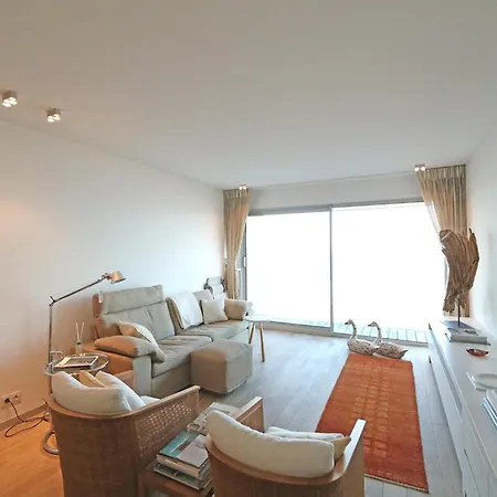 In Het Zoute With Sea Views Lägenhet