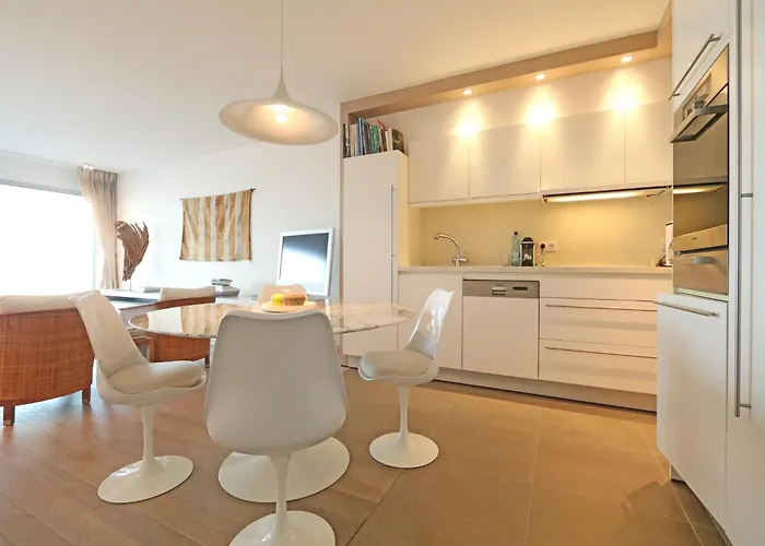 In Het Zoute With Sea Views Knokke-Heist