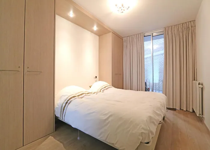 Appartement In Het Zoute With Sea Views