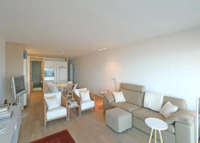 In Het Zoute With Sea Views *