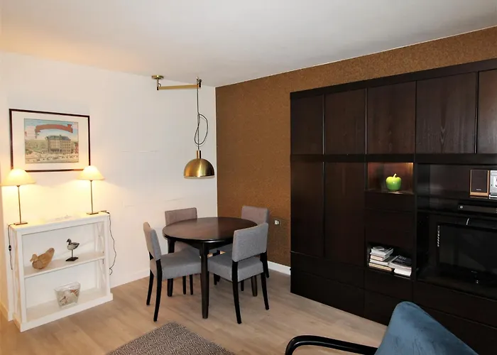 Appartement In Het Zoute With Sea Views *